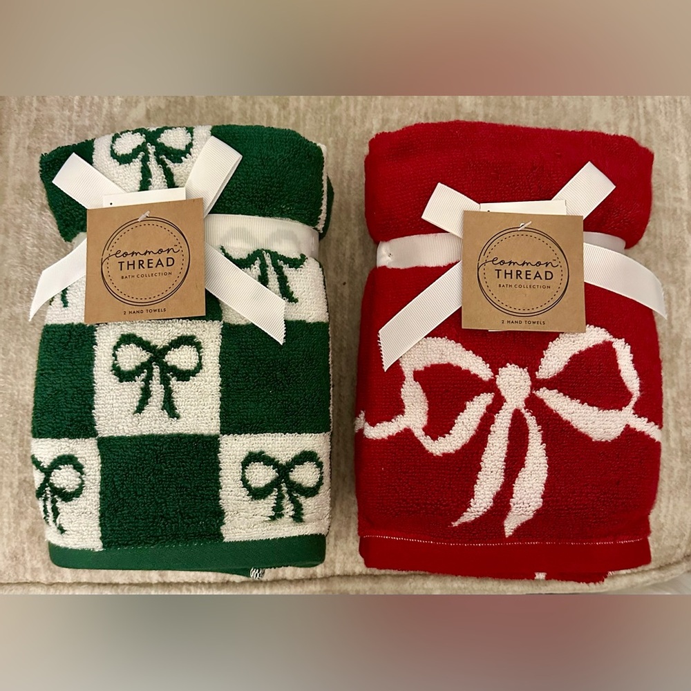 Common Thread Coquette Bow Towel Set